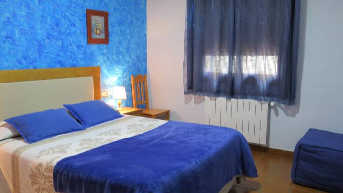 Habitación doble interior Hostal Gúdar
